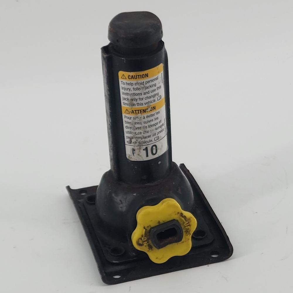 1999-2003 Chevy Tahoe Suburban GMC Yukon Escalade OEM Bottle Jack 15171999